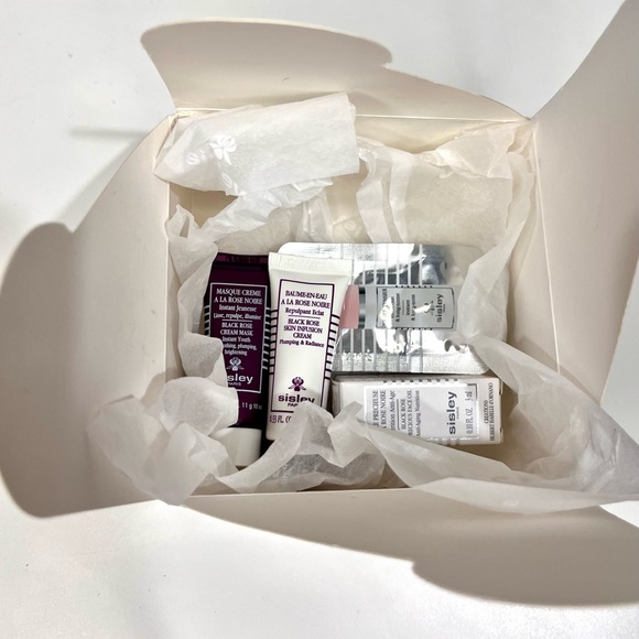 Last 1️⃣ Sisley-Paris Black Rose Set:Cream, Face Oil & Mask➕ sample & botanical - Picture 11 of 13